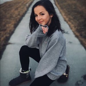 Meet your Posher, Lucy